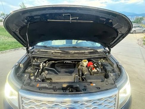 Used 2017 Ford Explorer Platinum AWD/4WD image 34