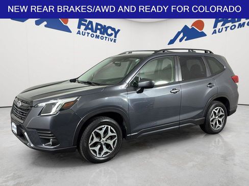 Used 2022 Subaru Forester Premium AWD/4WD image 1