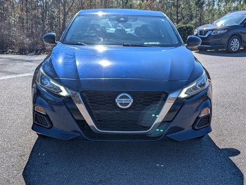 Used 2020 Nissan Altima 2.5 SR image 2