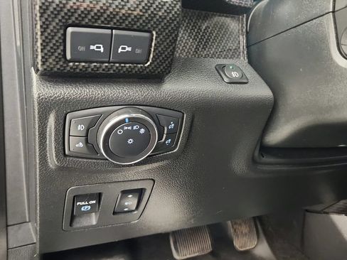 Used 2020 Ford F150 Lariat w/ Equipment Group 502A Luxury AWD/4WD image 23
