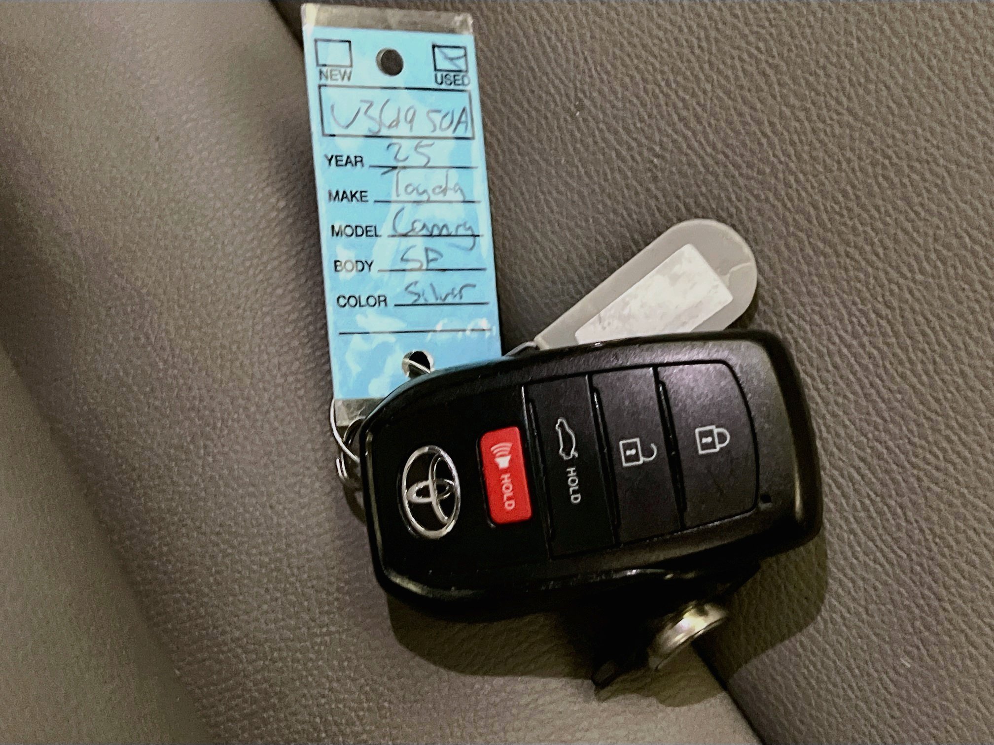 Used 2025 Toyota Camry SE FWD image 36