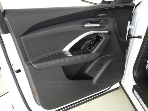 Used 2025 Audi Q5 Premium Plus w/ Premium Plus AWD/4WD image 11