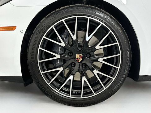 New 2026 Porsche Panamera RWD image 31