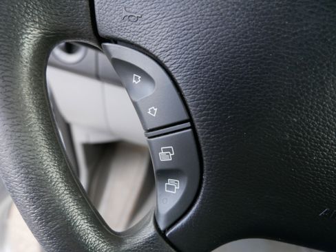 Used 2015 Freightliner Sprinter 3500 image 21