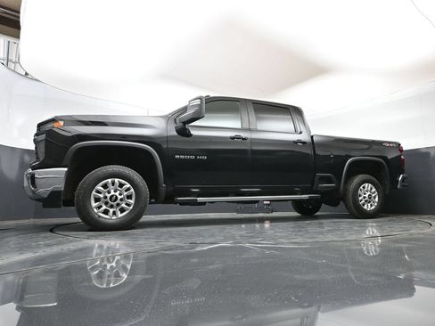 Used 2025 Chevrolet Silverado 2500 LT w/ Safety Package AWD/4WD image 51