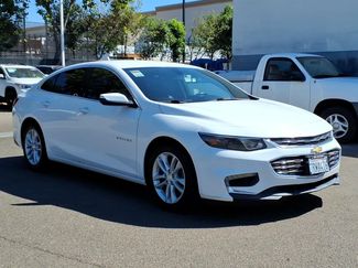 Used 2016 Chevrolet Malibu LT w/ Leather Package FWD video 3
