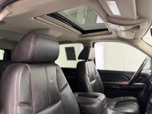 Used 2007 GMC Yukon SLT w/ SLT Preferred Equipment Group image 25