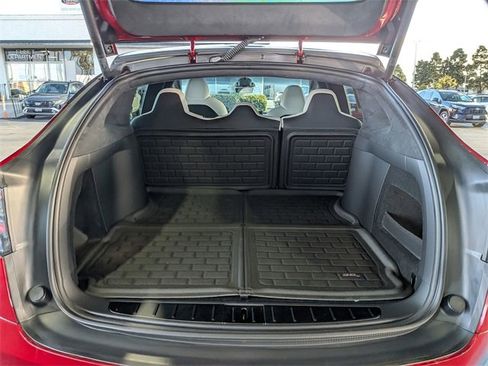 Used 2025 Tesla Model X image 26