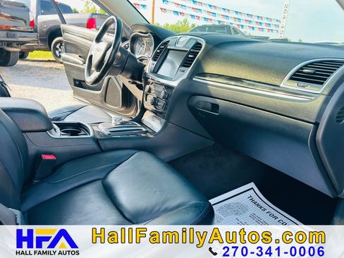 Used 2015 Chrysler 300 Touring w/ Limited Group RWD image 18