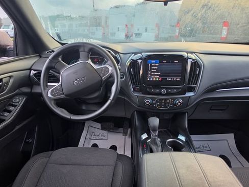 Used 2023 Chevrolet Traverse LT w/ Midnight/Sport Edition AWD/4WD image 18