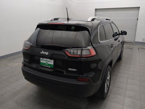 Used 2019 Jeep Cherokee Latitude Plus AWD/4WD image 7