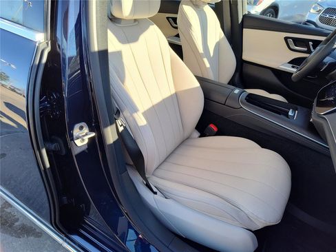 New 2026 Mercedes-Benz E 350 4MATIC Sedan image 12