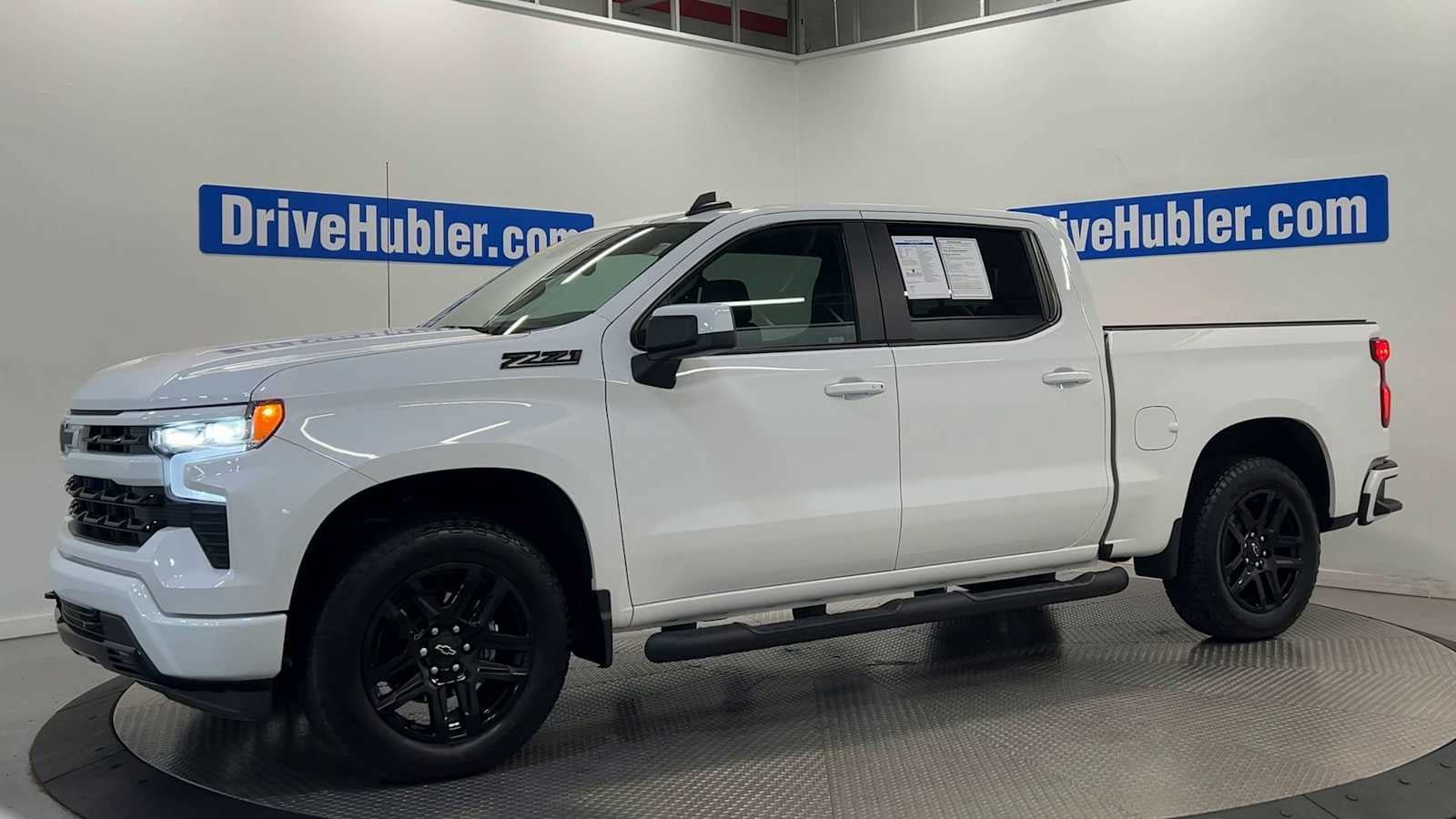 Used 2024 Chevrolet Silverado 1500 RST w/ All Star Edition Plus AWD/4WD image 4