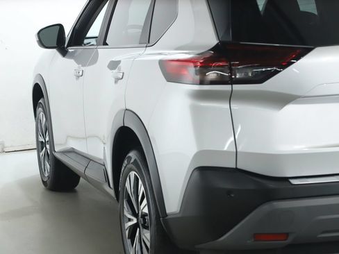 Used 2023 Nissan Rogue SV AWD/4WD image 41