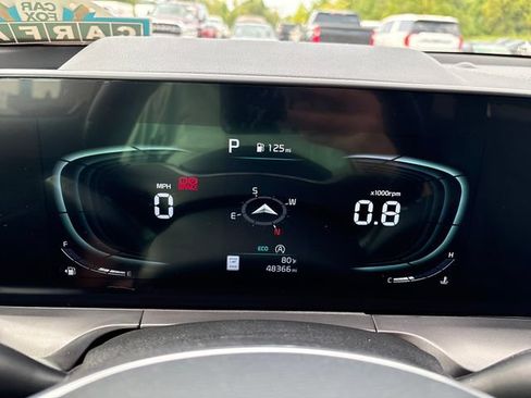 Used 2025 Kia Telluride S AWD/4WD image 13