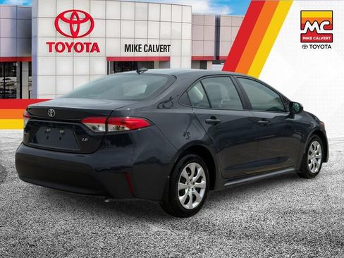 Used 2026 Toyota Corolla LE FWD image 5
