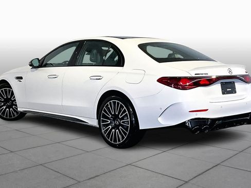 New 2026 Mercedes-Benz E 53 AMG e 4MATIC Sedan image 3