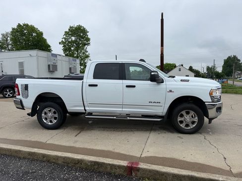 Used 2024 RAM 2500 Big Horn AWD/4WD image 5