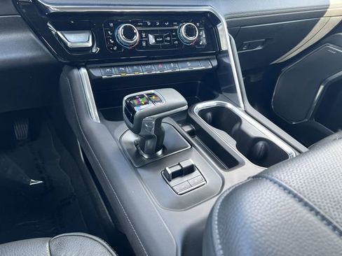 Used 2025 GMC Sierra 1500 Denali image 18