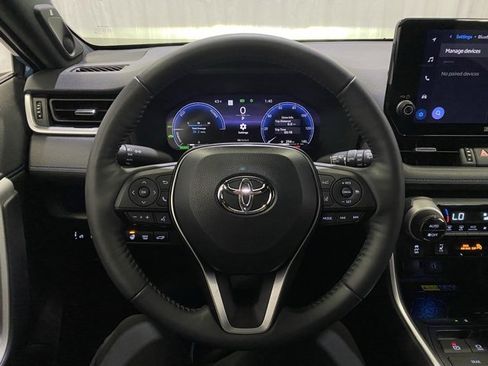 Used 2024 Toyota RAV4 XSE image 18