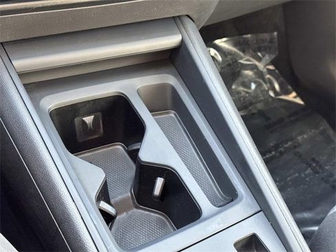 Certified 2025 Volkswagen Tiguan S image 24