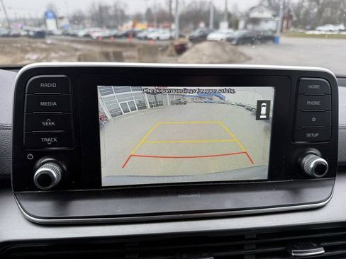 Certified 2020 Kia Telluride LX image 11