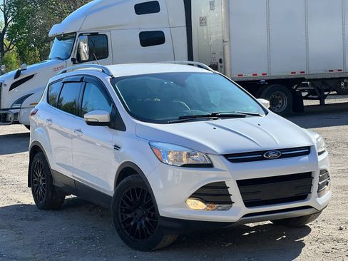 Used 2016 Ford Escape Titanium AWD/4WD image 8