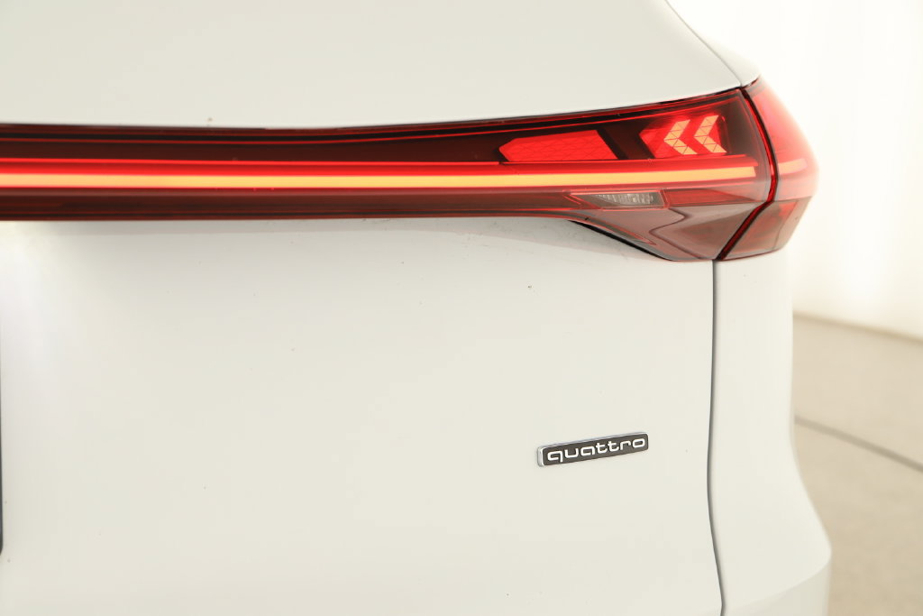 Certified 2025 Audi Q5 Prestige AWD/4WD image 30