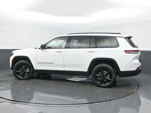 New 2026 Jeep Grand Cherokee L Limited w/ Limited Altitude Package AWD/4WD image 5