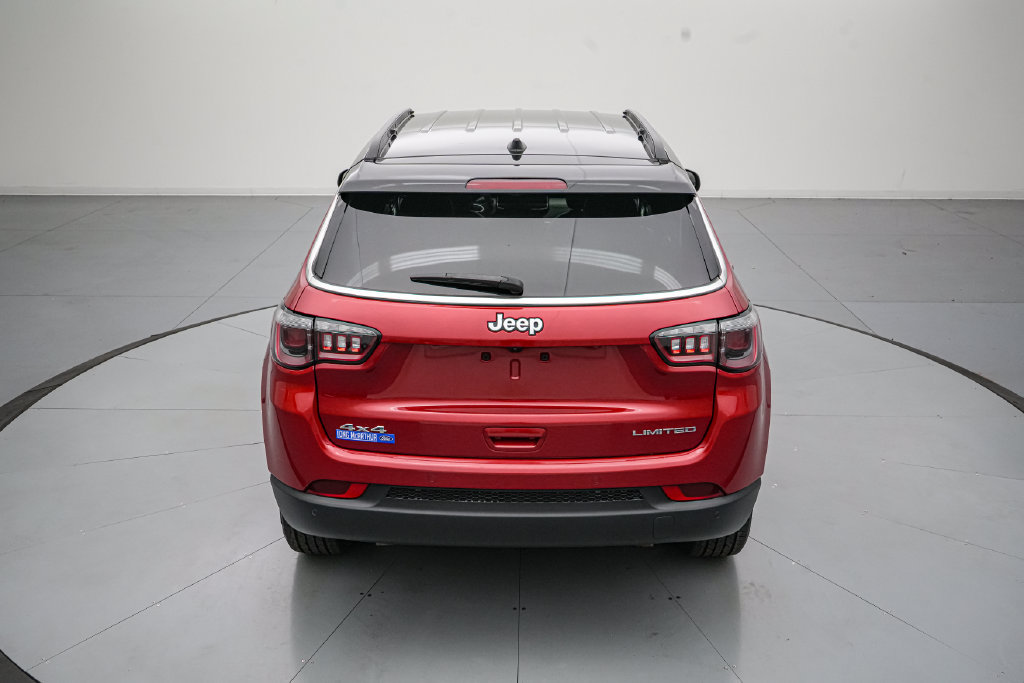 Used 2025 Jeep Compass Limited AWD/4WD image 5