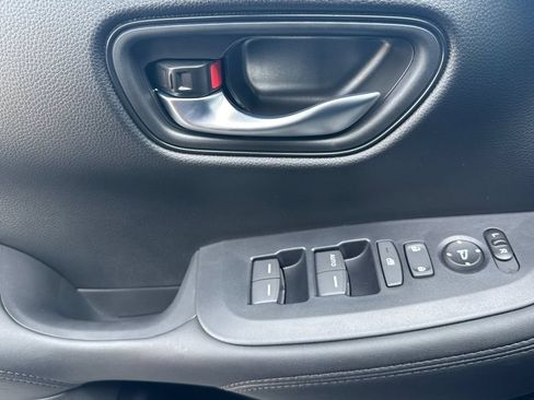 New 2026 Honda HR-V LX image 11