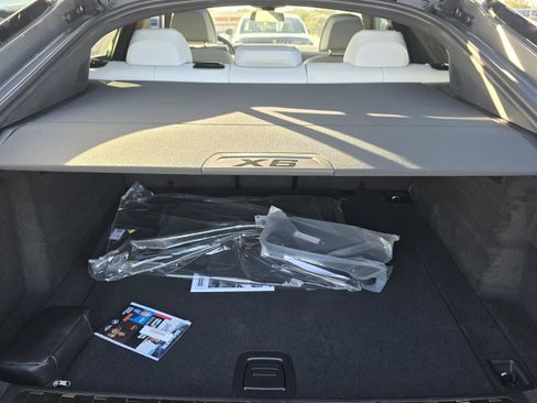 New 2026 BMW X6 xDrive40i w/ Executive Package image 7