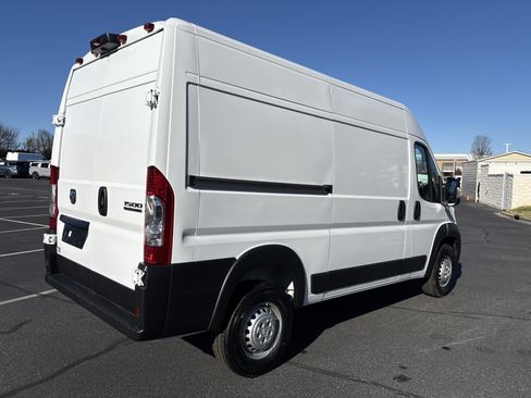 New 2026 RAM ProMaster 1500 w/ Safety Group FWD image 9