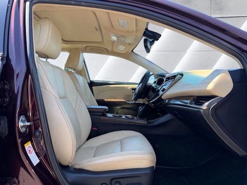 Used 2016 Toyota Avalon Limited FWD image 10