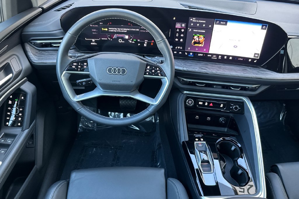 Used 2025 Audi Q5 Premium Plus w/ Premium Plus AWD/4WD image 20