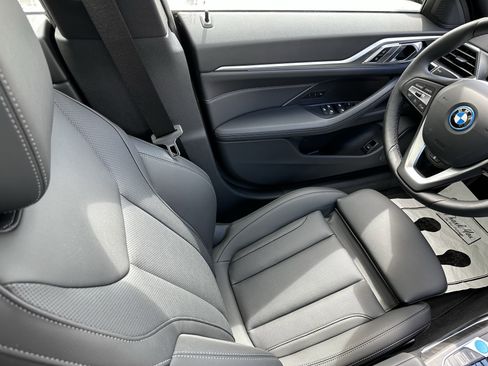 New 2024 BMW i4 eDrive40 w/ Premium Package image 9