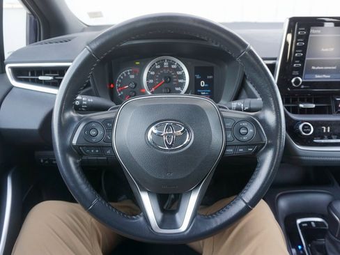 Used 2022 Toyota Corolla SE w/ SE Premium Package image 3