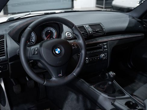 Used 2011 BMW 1 Series M RWD image 47