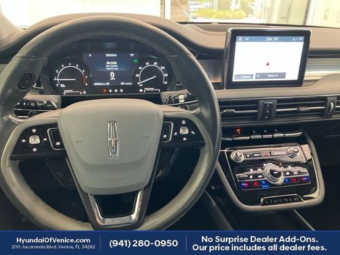 Used 2021 Lincoln Corsair FWD w/ Equipment Group 101A image 3