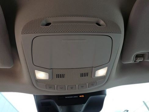 Used 2024 Ford Expedition XLT image 20