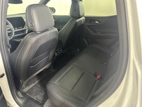 Used 2025 Chevrolet Equinox LT w/ Convenience Package II AWD/4WD image 19