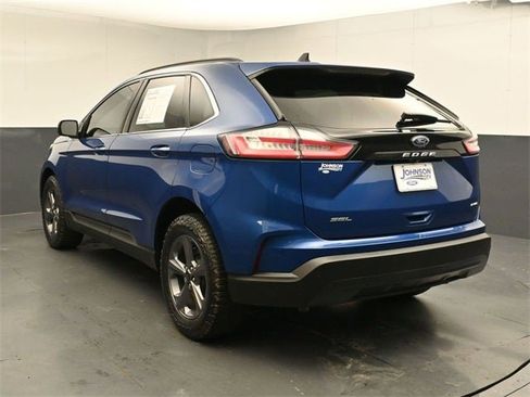 Used 2022 Ford Edge SEL w/ Sport Appearance Package image 11