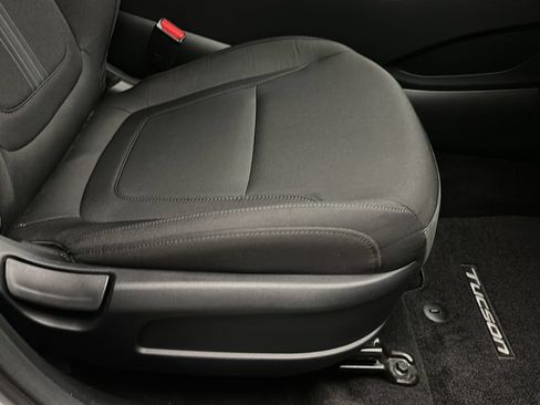 Certified 2025 Hyundai Tucson SEL AWD/4WD image 17
