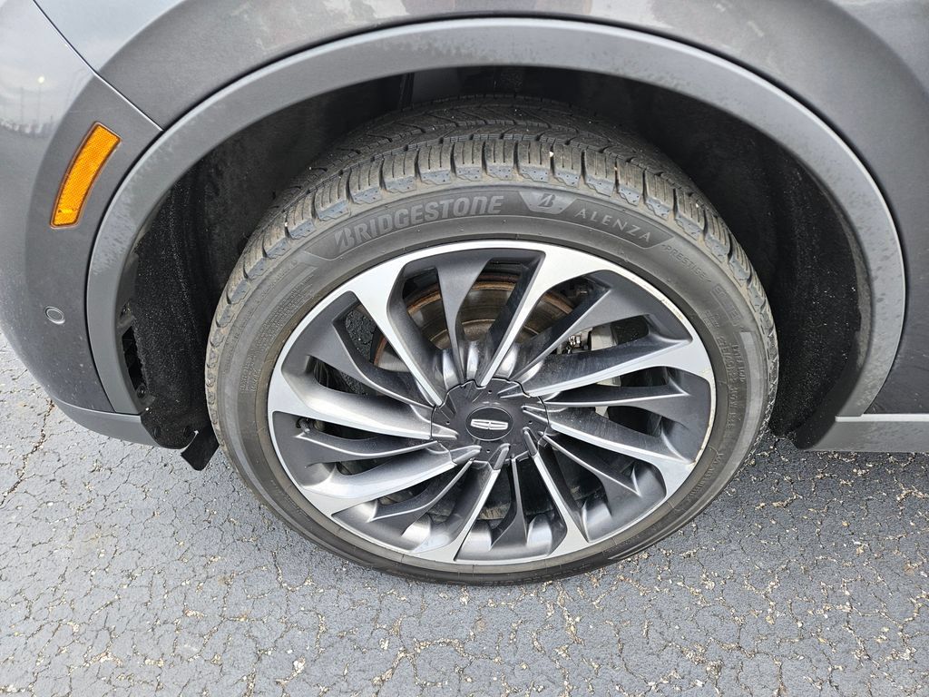 Used 2020 Lincoln Aviator Reserve w/ Equipment Group 201A AWD/4WD image 9