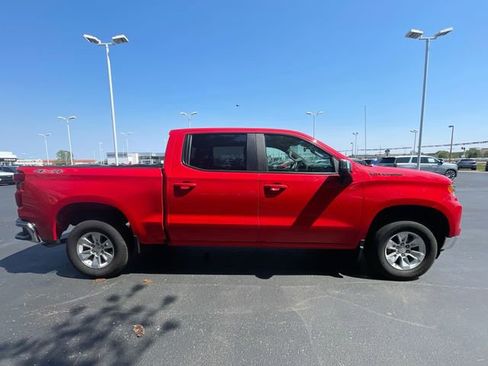 Used 2025 Chevrolet Silverado 1500 LT AWD/4WD image 6
