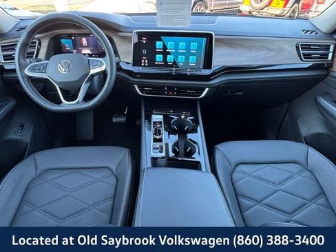 Certified 2024 Volkswagen Atlas SE image 15