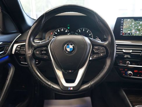 Used 2018 BMW 530i xDrive AWD/4WD image 31