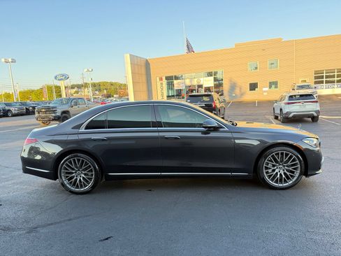 Used 2022 Mercedes-Benz S 500 4MATIC image 3