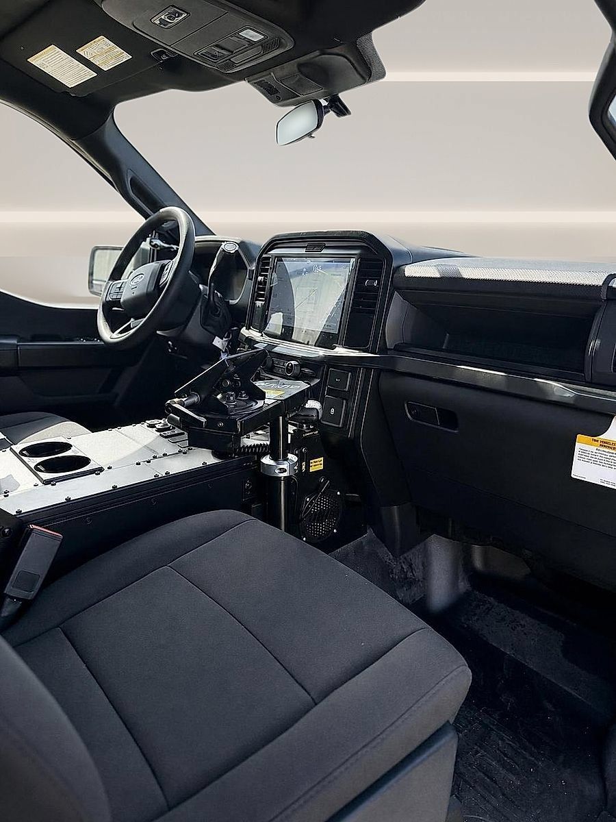 New 2025 Ford F150 XL AWD/4WD image 7
