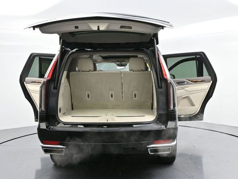 Used 2021 Cadillac Escalade Premium Luxury Platinum w/ Heavy-Duty Trailer Package image 52